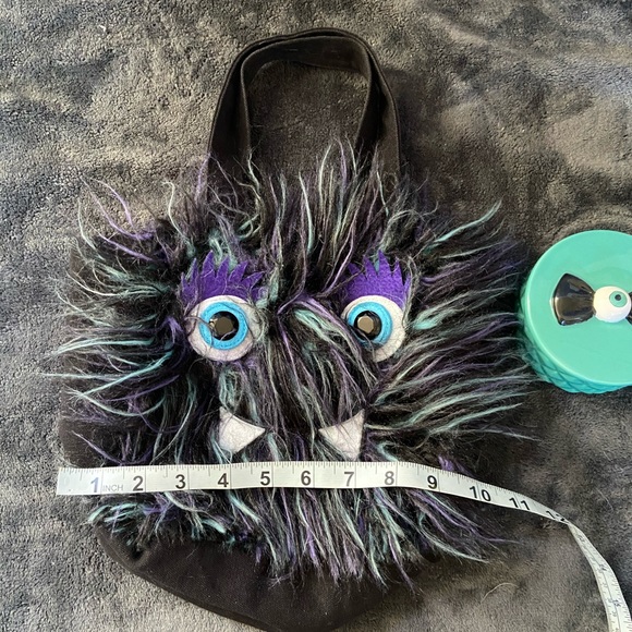 💜Fuzzy Monster Bag!💙 - Picture 3 of 5